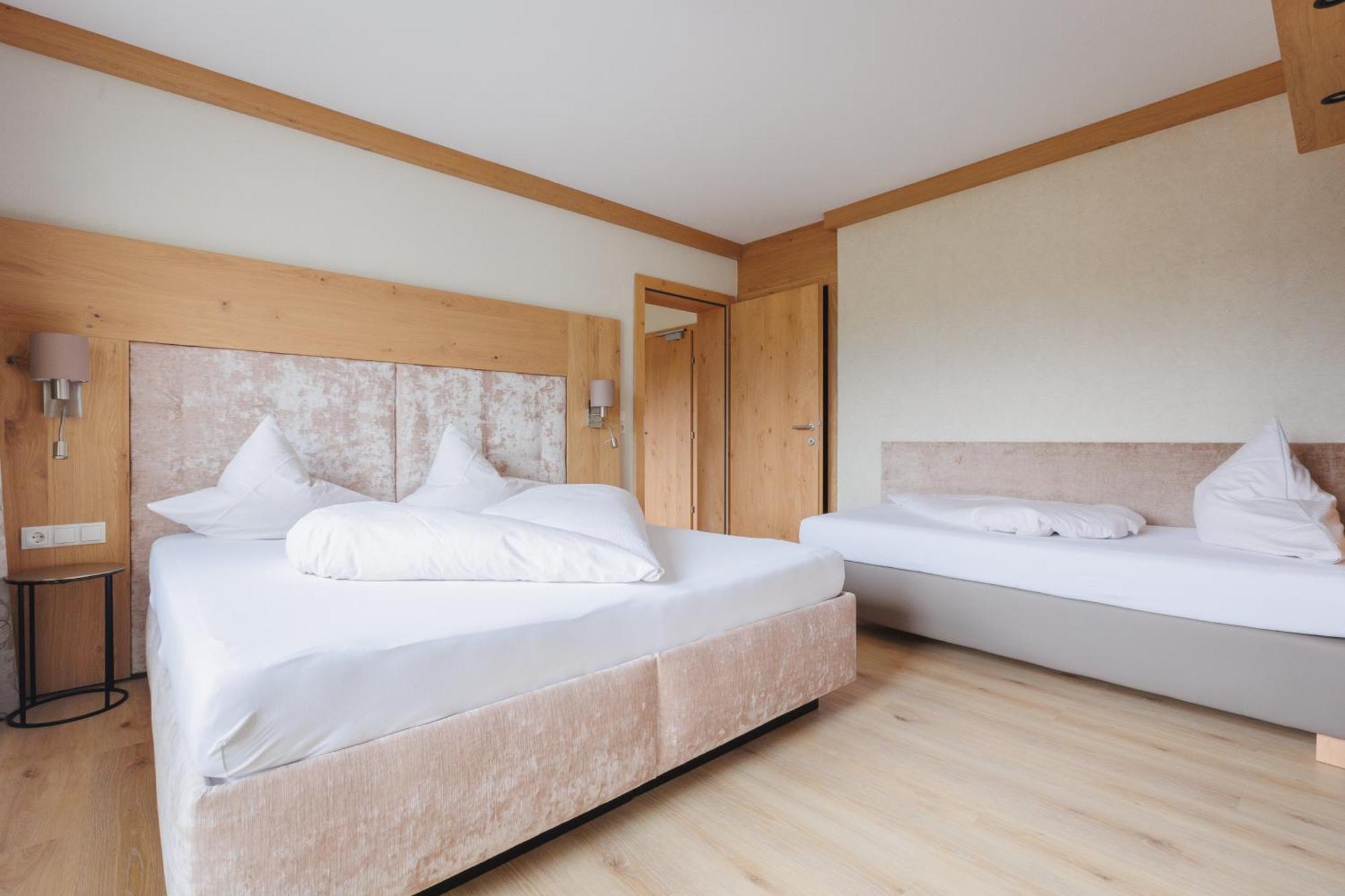 Hin&Weg Das Aparthotel Рид им Цилертал Екстериор снимка