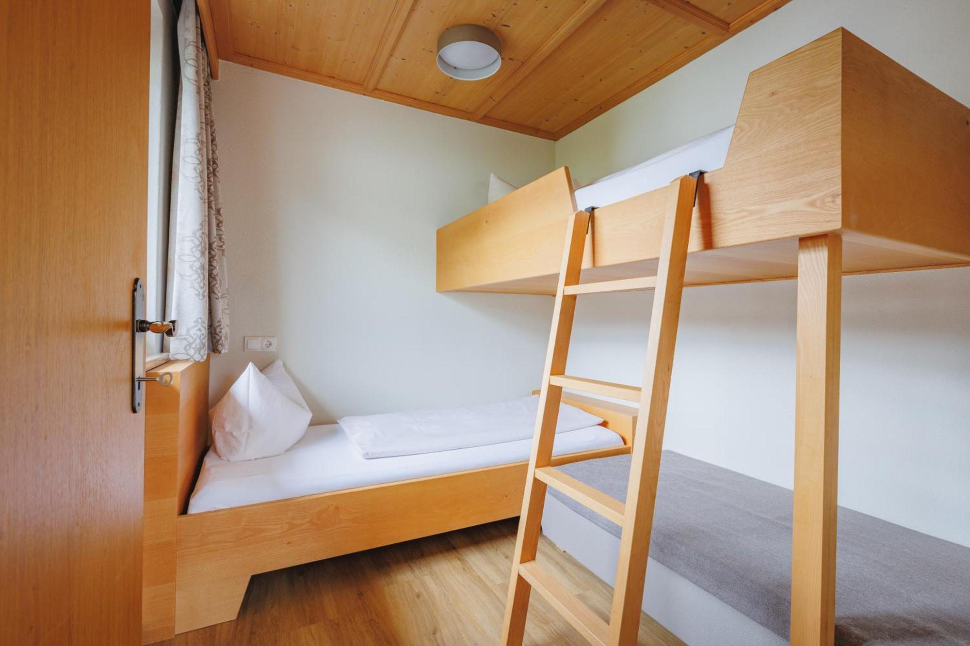 Hin&Weg Das Aparthotel Рид им Цилертал Екстериор снимка