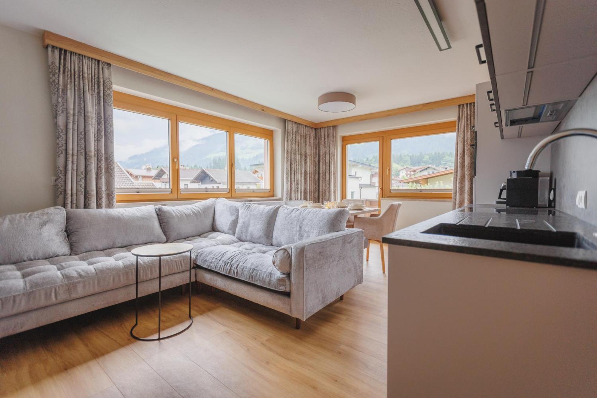 Hin&Weg Das Aparthotel Рид им Цилертал Екстериор снимка