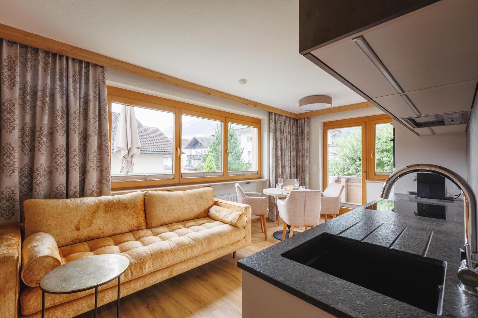 Hin&Weg Das Aparthotel Рид им Цилертал Екстериор снимка