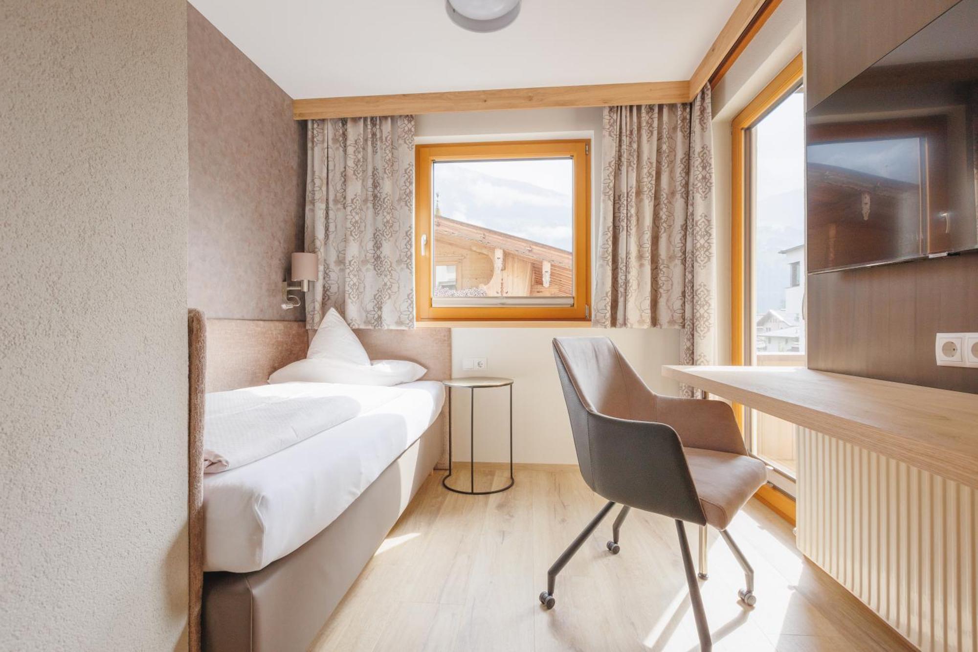 Hin&Weg Das Aparthotel Рид им Цилертал Стая снимка