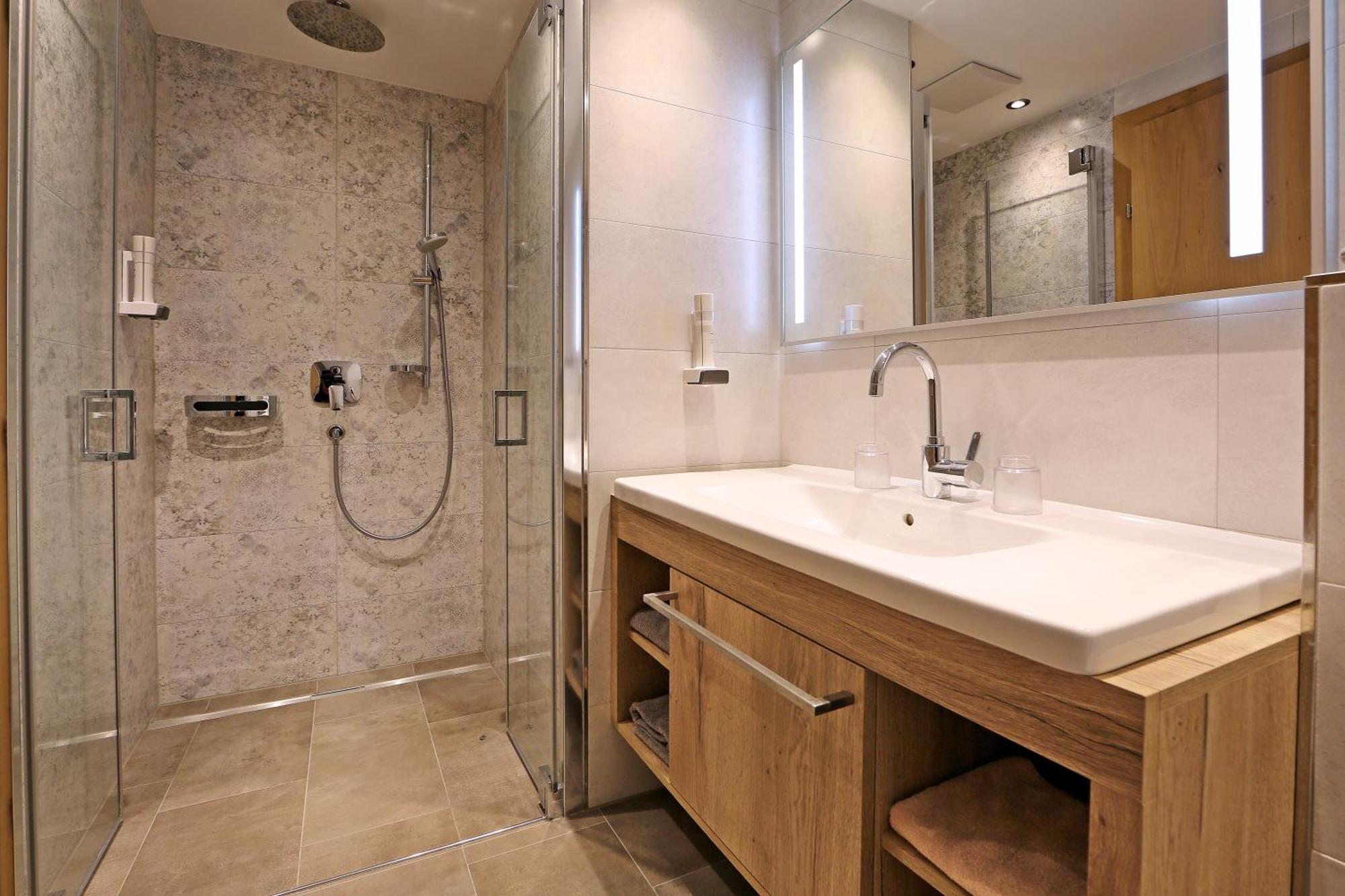 Hin&Weg Das Aparthotel Рид им Цилертал Екстериор снимка